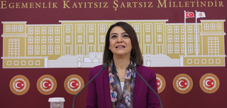 Gamze Taşcıer: 10 İlde 21 Kamu Hastanesini Kapatan, ‘Paran Kadar Sağlık’ Anlayışıyla Vatandaşlarımızı Özel Hastanelere Mecbur Bırakan Kişi, Erdoğan’dır