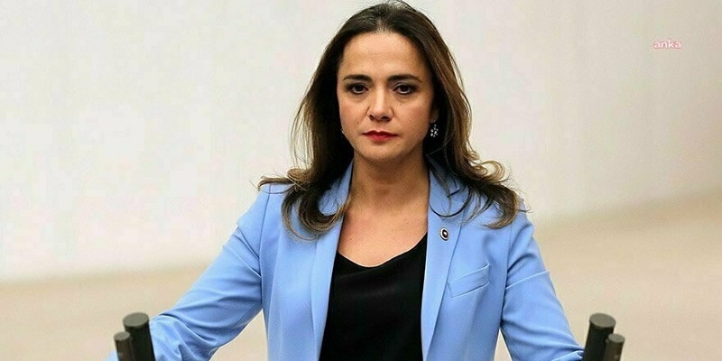 Gamze Akkuş İlgezdi: “Yaşanan tüm kadın cinayetlerinin faili, suçluyu koruyan iktidardır.”