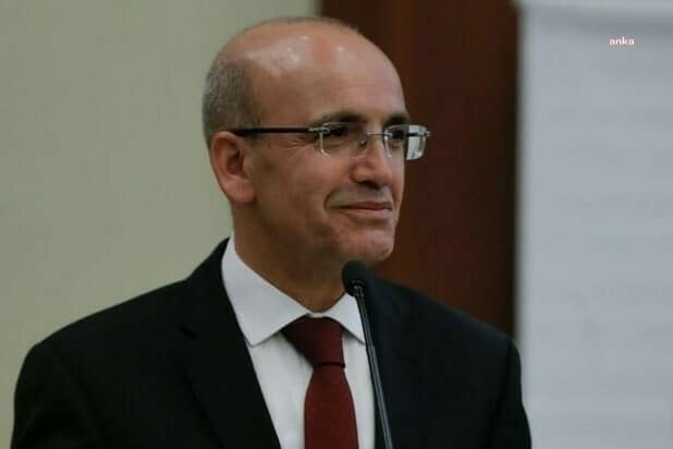 Mehmet Şimşek: “2024 yılı ortasından itibaren yıllık enflasyon düşmeye başlayacak.”