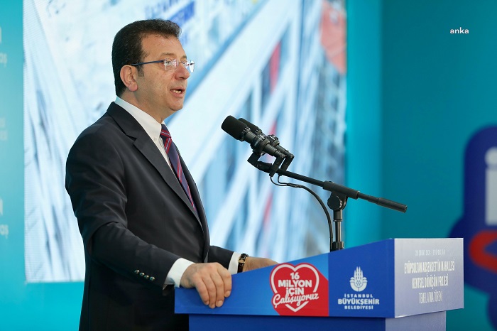 Ekrem İmamoğlu: “Her şeyi ona verirseniz hizmet gelirmiş. Her şeyi ona verirseniz var ya bu milleti mahveder mahveder.”