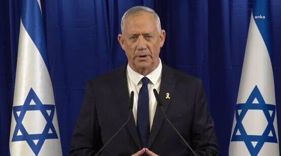 Benny Gantz İsrail’in Savaş Kabinesi’nden istifa etti..