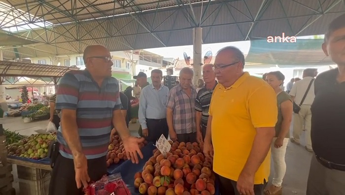 Pahalılıktan yakınan pazarcı esnafı, CHP’li Bülbül’e dert yandı: “Bizi görmüyorlar. Yarın erken seçim olsun”