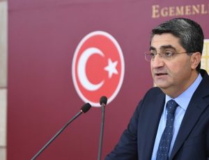 DEVA Partili Ekmen’den, Zehra Kınık açıklaması: Yüzde 100 kusurlu ve ölümlü bir davada tutuksuz yargılanmak olağan bir durum değildir