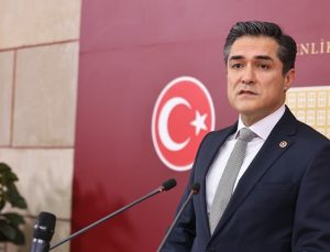 İYİ Parti Grup Başkanvekili Buğra Kavuncu: Biz bu oyunda yokuz