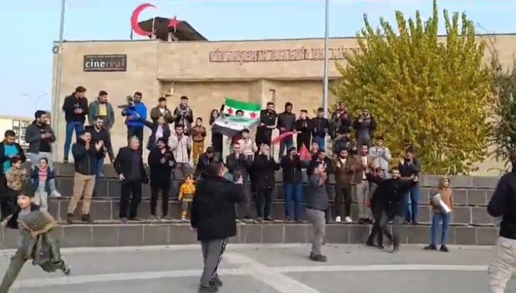 Şanlıurfa’daki Suriyeliler, Esad yönetiminin sonunu kutladı